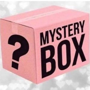 NWT: 5pc Fragrance mystery box